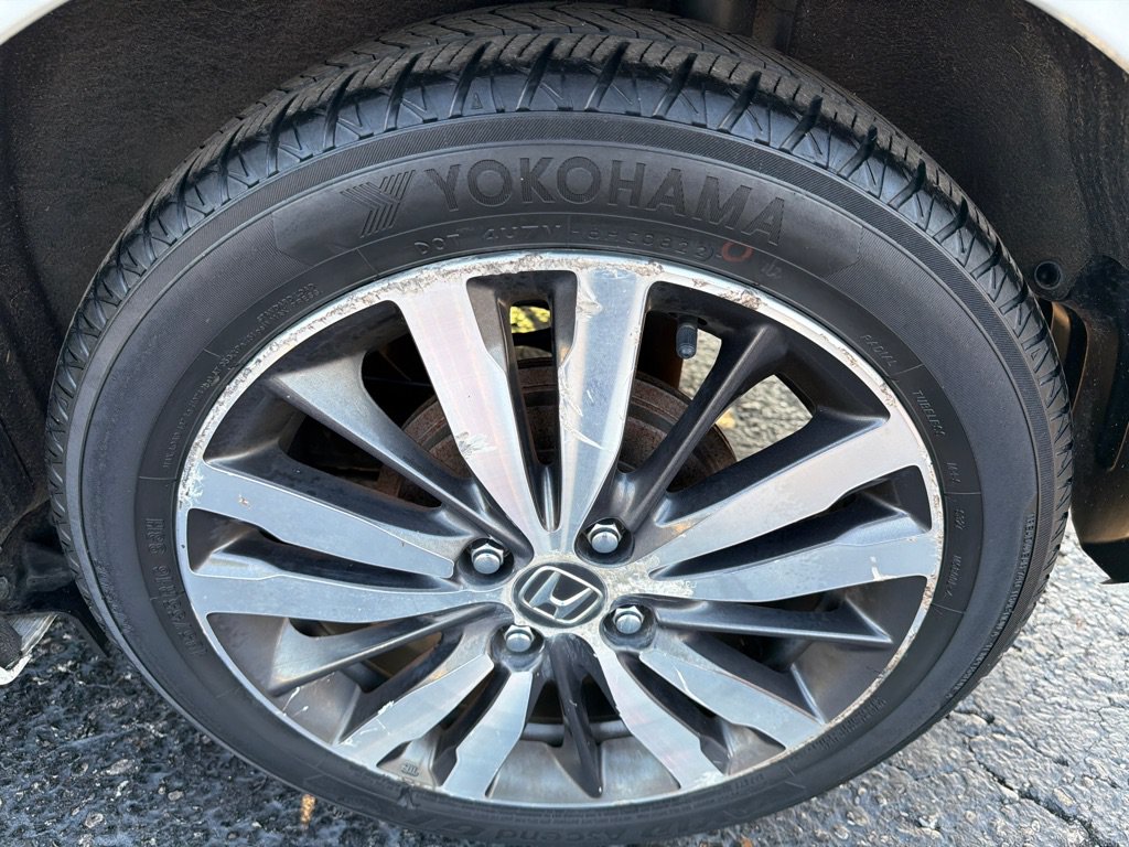 Used 2016 Honda Fit EX image 40