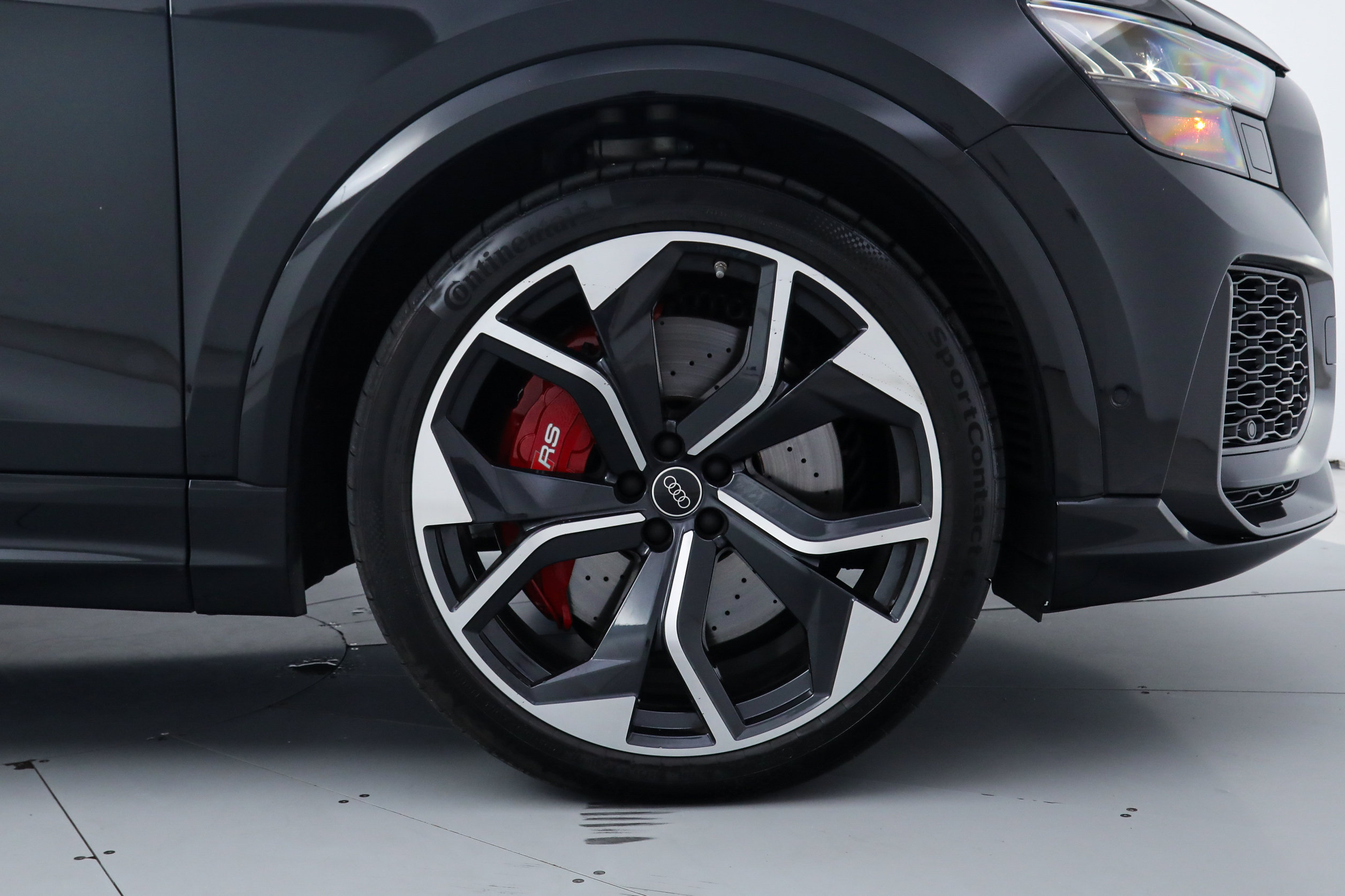 Used 2024 Audi RS Q8 AWD/4WD image 39
