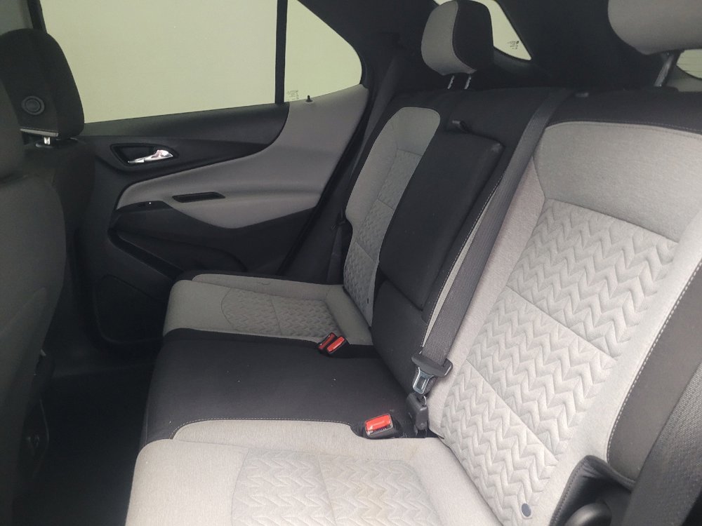 Used 2023 Chevrolet Equinox LT w/ Driver Convenience Package image 18