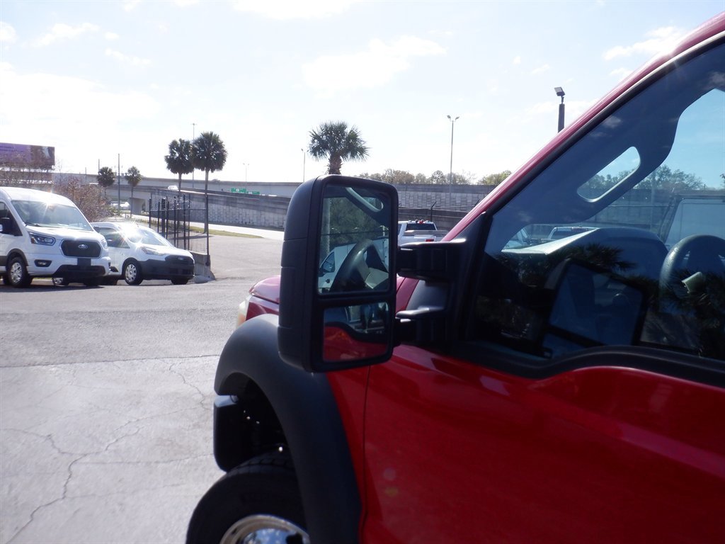 Used 2011 Ford F550 2WD Crew Cab Super Duty image 16