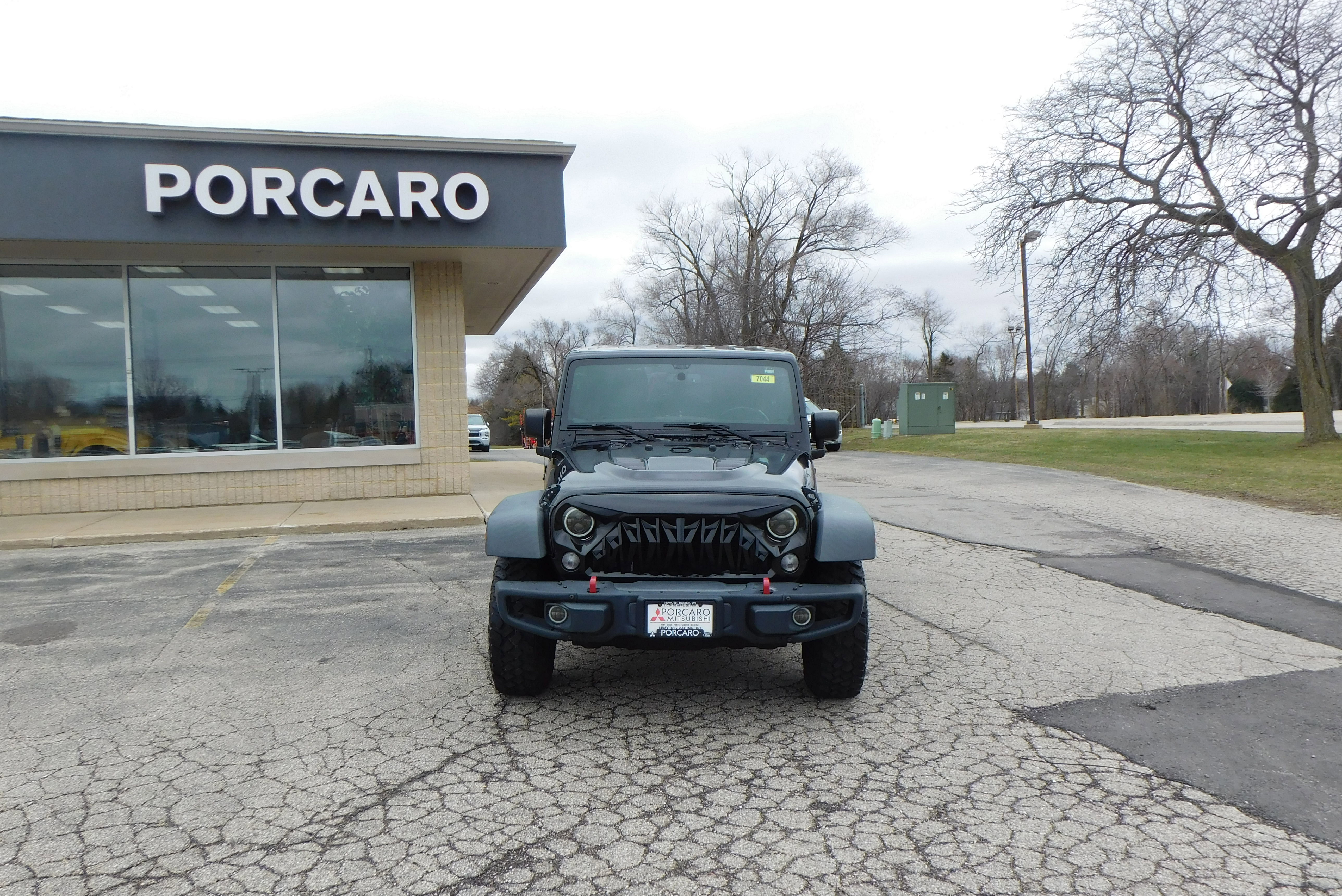 Used 2016 Jeep Wrangler Unlimited Rubicon image 11