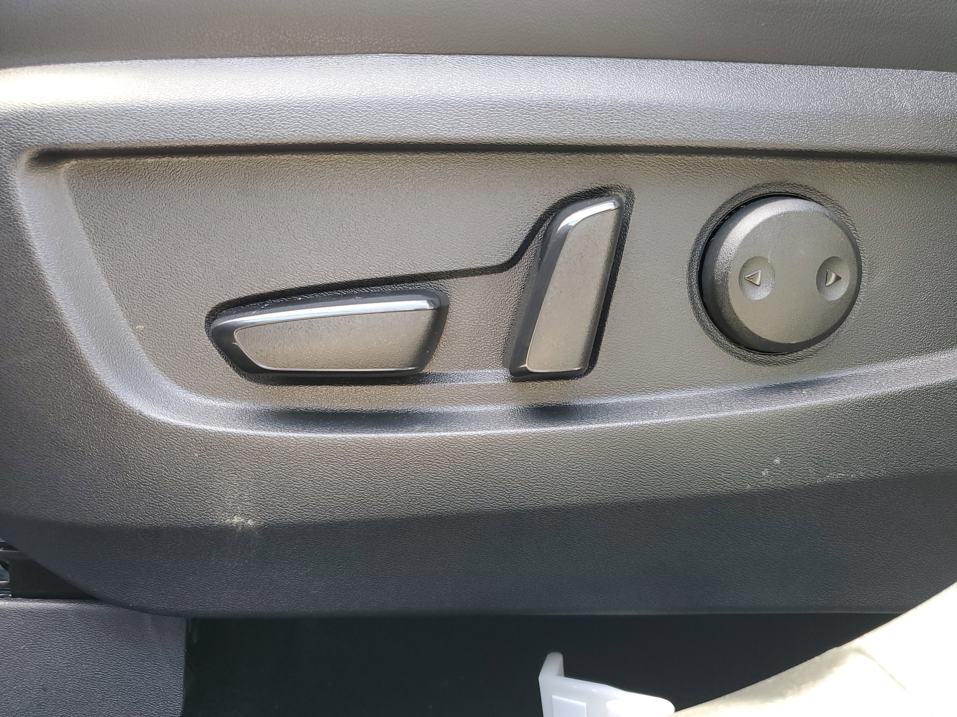 Used 2024 INFINITI QX50 Pure image 10