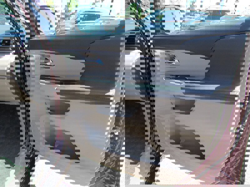 Used 2014 Honda Odyssey EX image 22