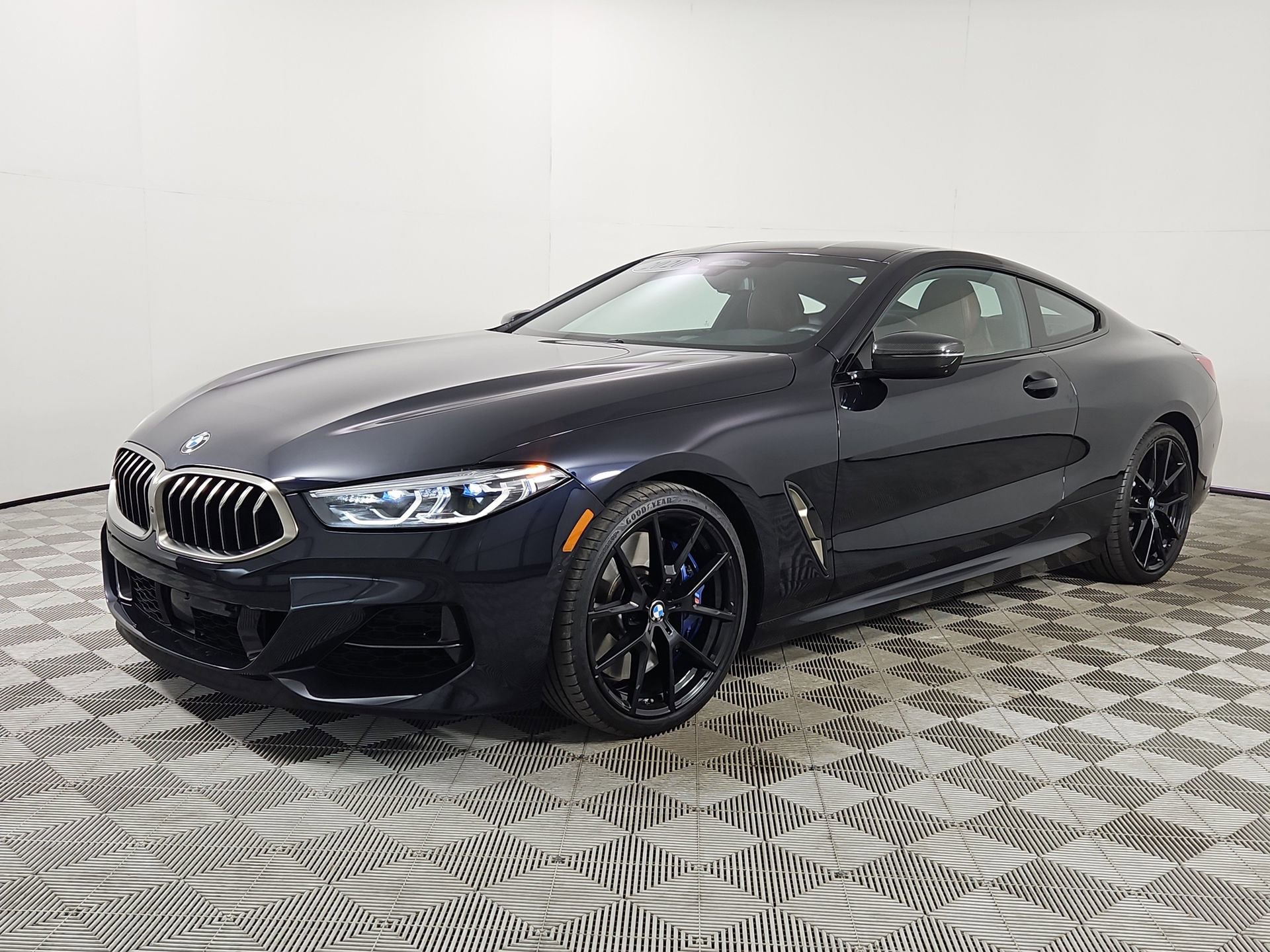 Used 2020 BMW M850i xDrive Coupe w/ M Carbon Exterior Package image 3
