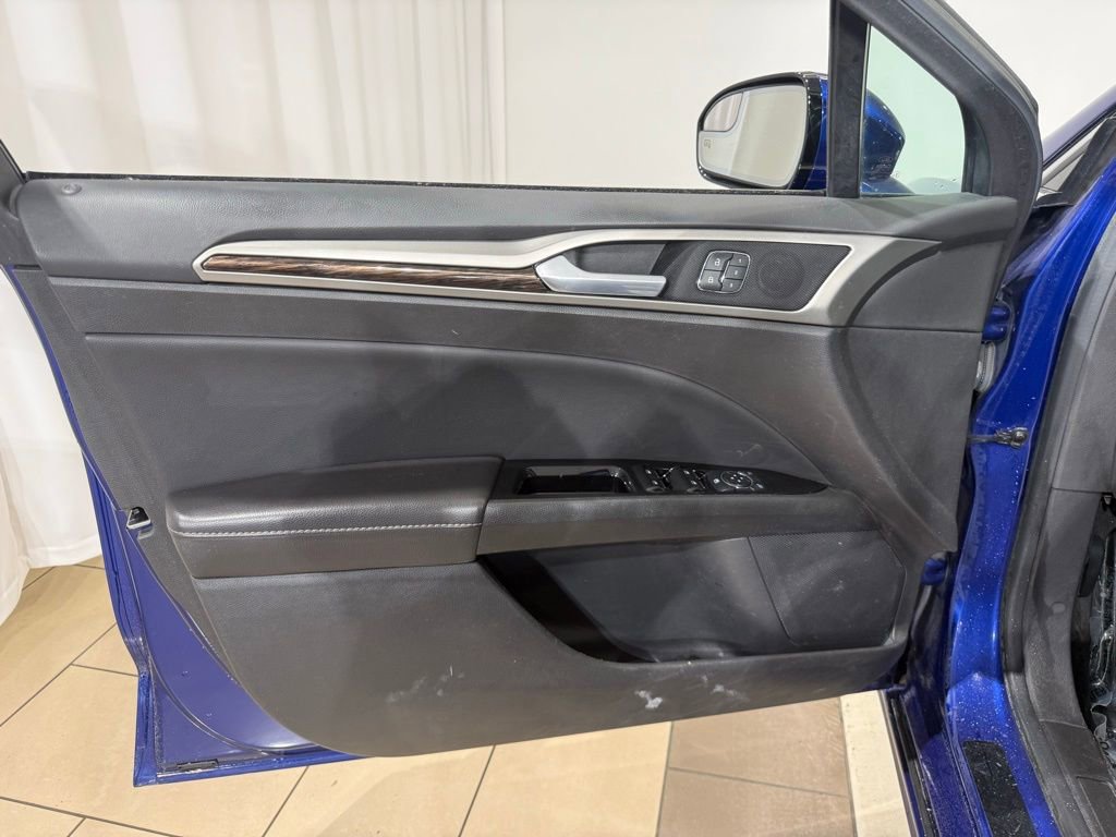 Used 2013 Ford Fusion SE image 14