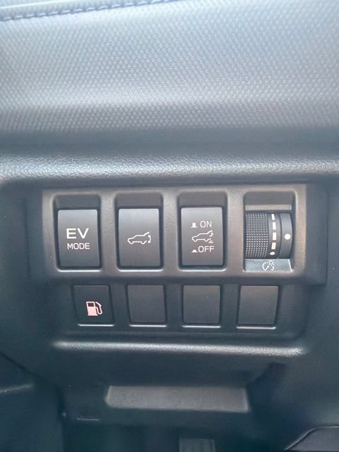 Certified 2025 Subaru Forester Limited AWD/4WD image 18