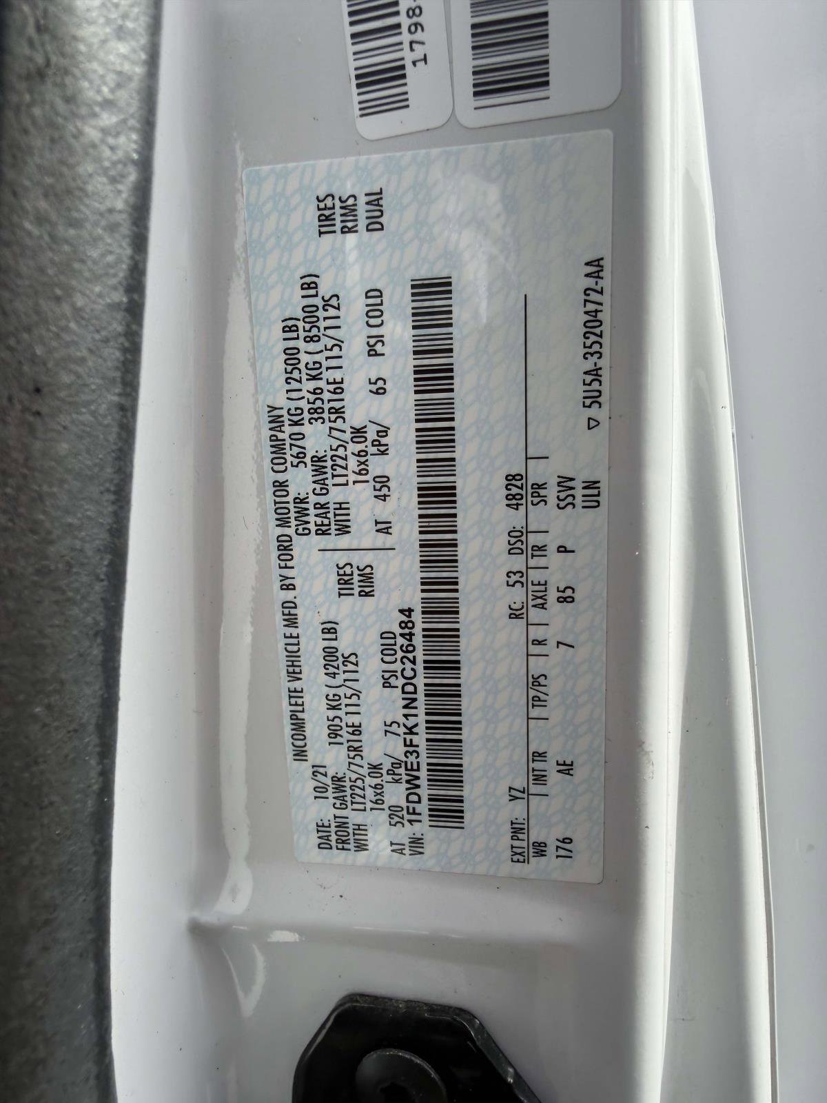 Used 2022 Ford E-350 and Econoline 350 Super Duty w/ Power Windows & Locks Group image 19