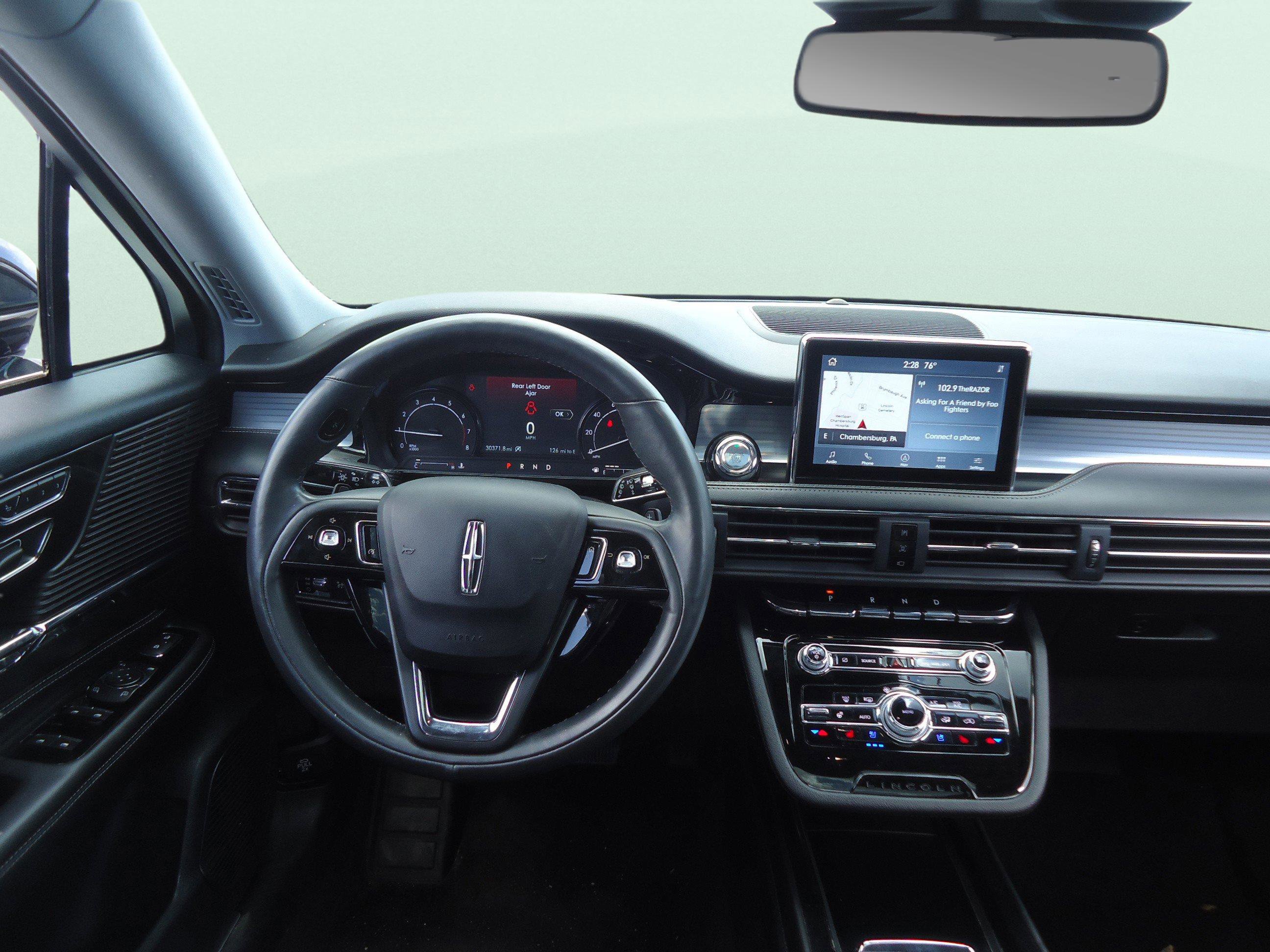 Used 2022 Lincoln Corsair AWD w/ Premium Package image 11