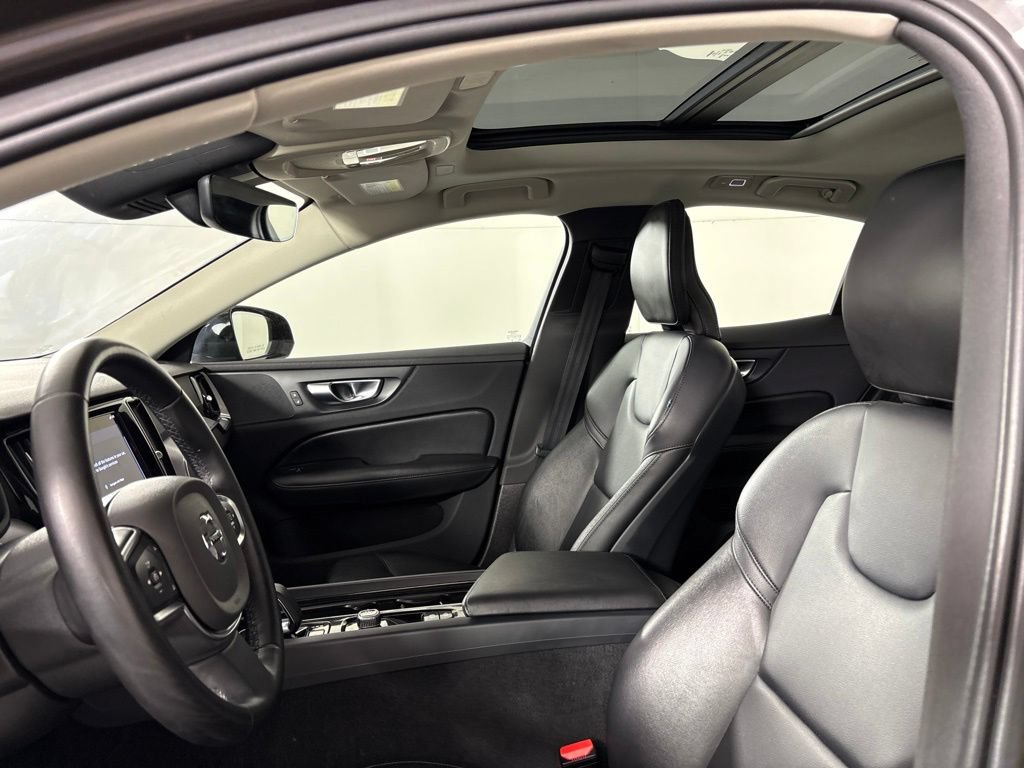 Used 2024 Volvo S60 B5 Core FWD image 27