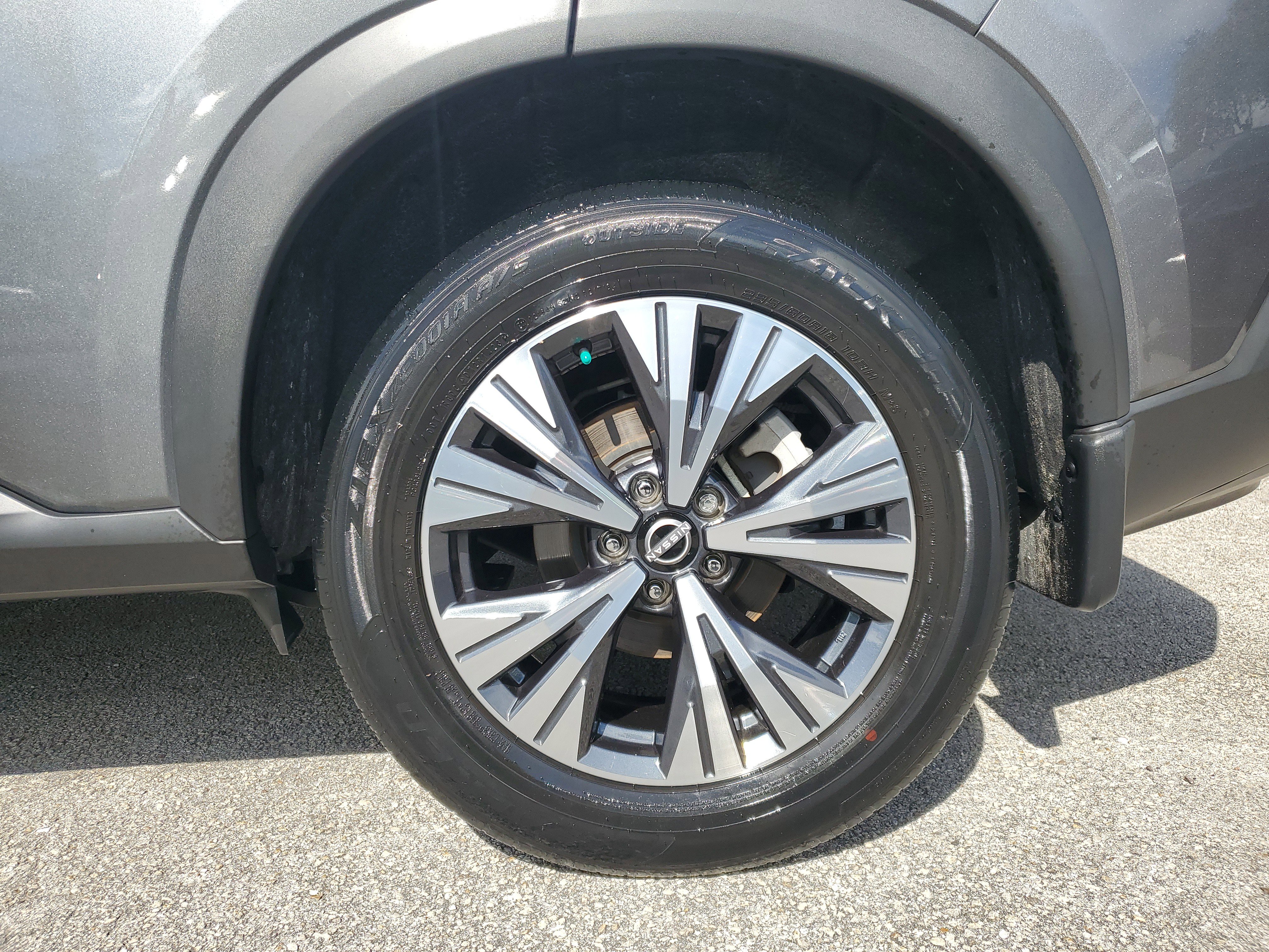 Certified 2023 Nissan Rogue SV image 31