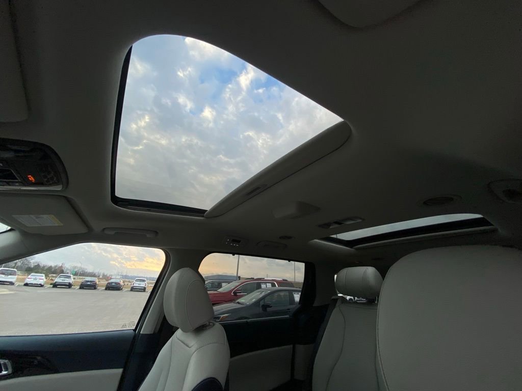 New 2026 Kia Carnival SX Prestige image 24