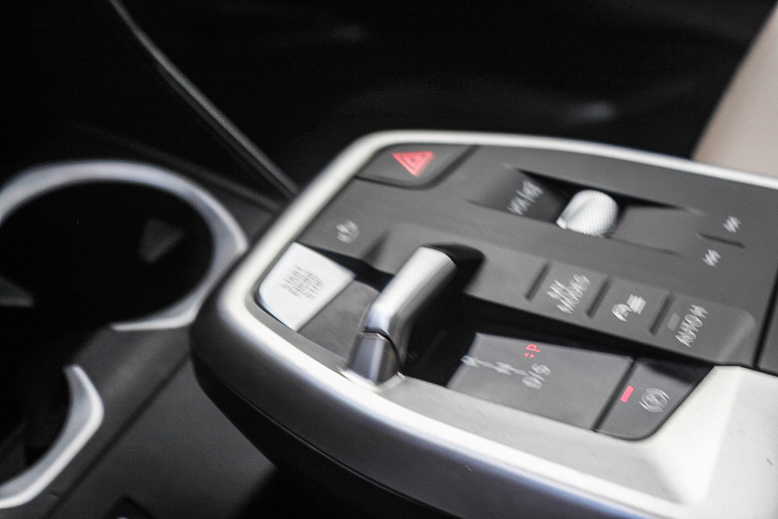 Certified 2025 BMW X2 xDrive28i w/ M Sport Package image 19