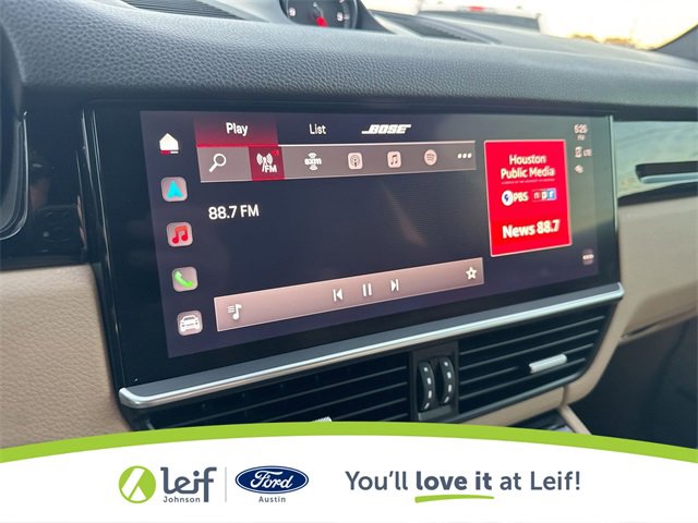 Used 2023 Porsche Cayenne image 16