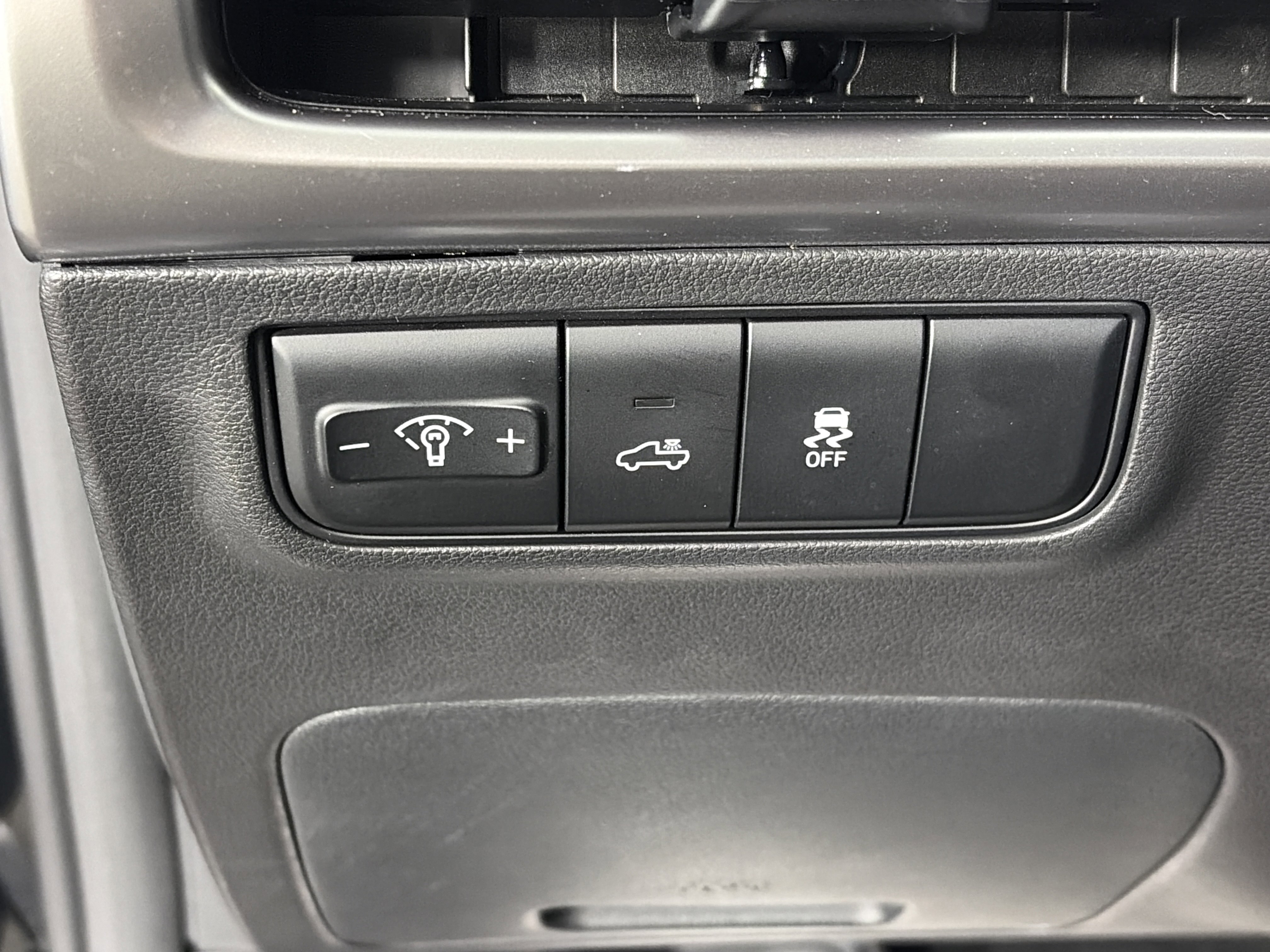 Certified 2025 Hyundai Santa Cruz SEL image 26