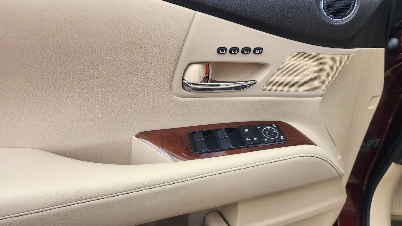 Used 2013 Lexus RX 350 FWD w/ Navigation Pkg image 33