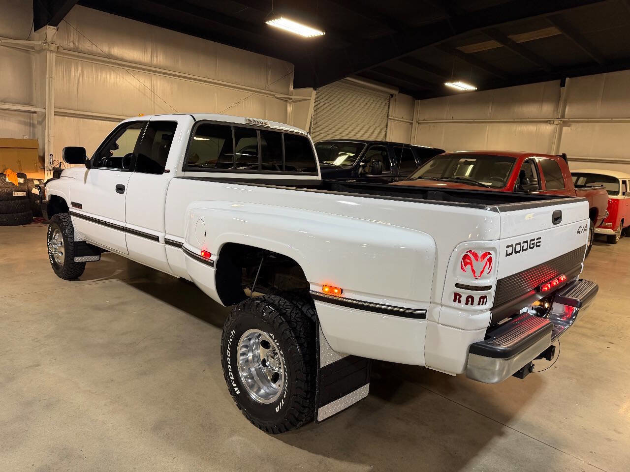 Used 1997 Dodge Ram 3500 Truck 4x4 Club Cab image 3