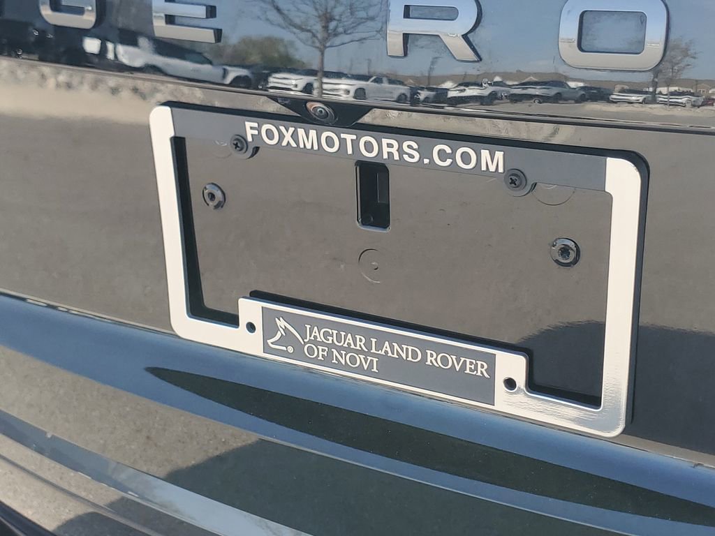 Certified 2025 Land Rover Range Rover SE AWD/4WD image 34