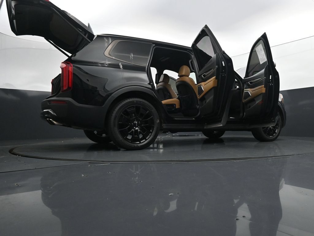 Used 2022 Kia Telluride SX w/ Nightfall Edition Package AWD/4WD image 42