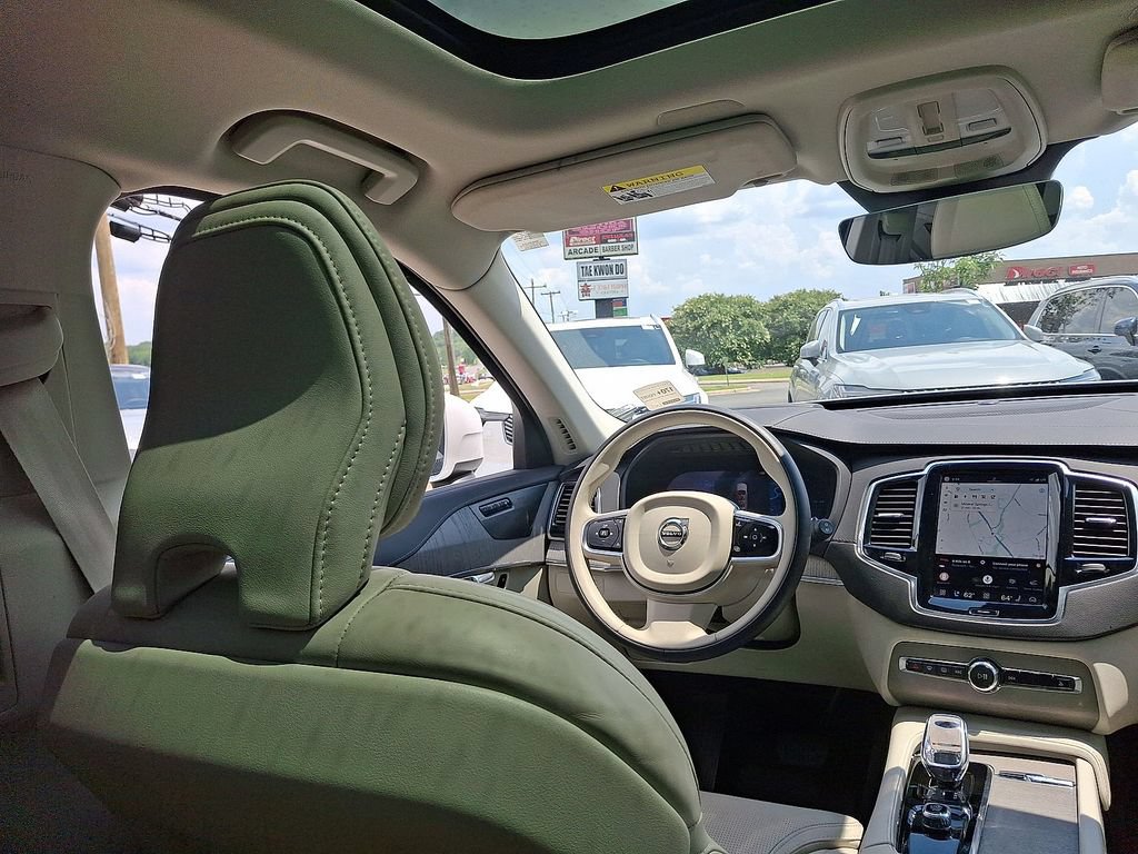 Certified 2025 Volvo XC90 T8 Ultra w/ Protection Package Premier AWD/4WD image 15