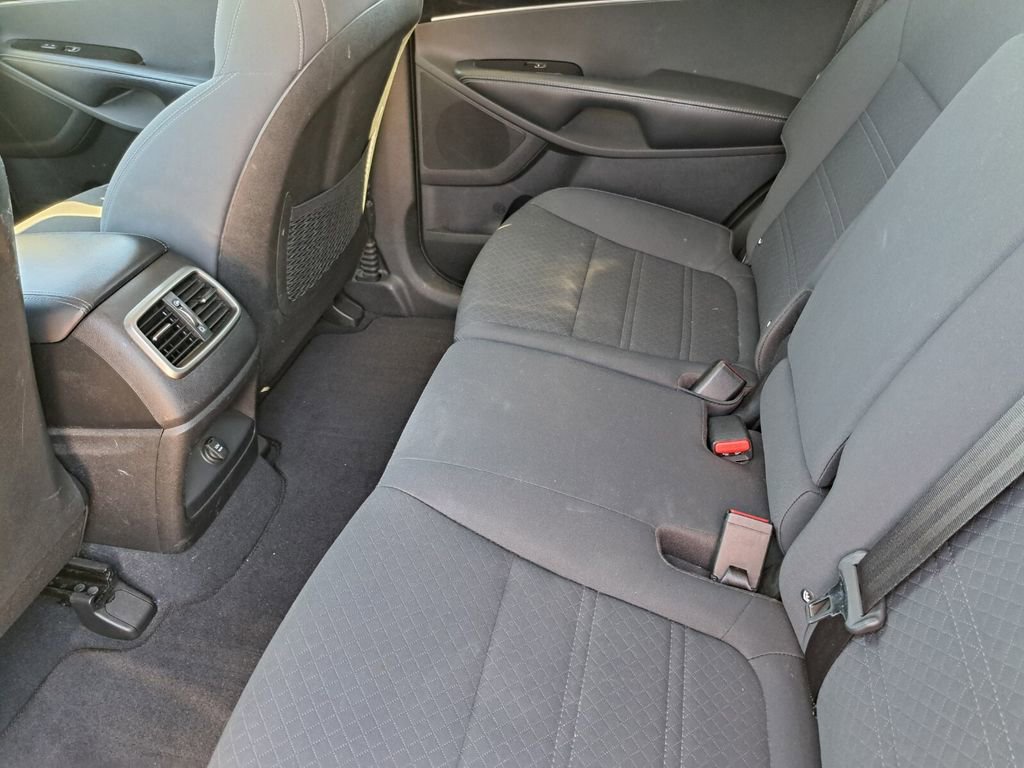 Used 2019 Kia Sorento L image 20