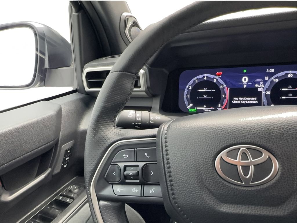 Used 2025 Toyota 4Runner TRD Off-Road Premium w/ Tow Technology Package AWD/4WD image 42