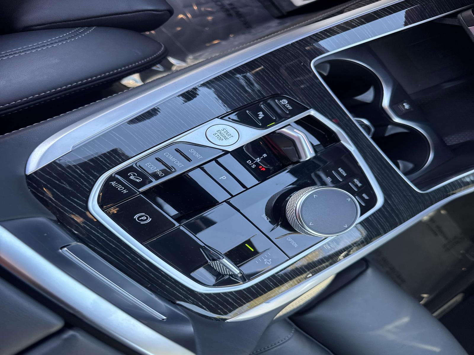 Used 2024 BMW X7 M60i image 27