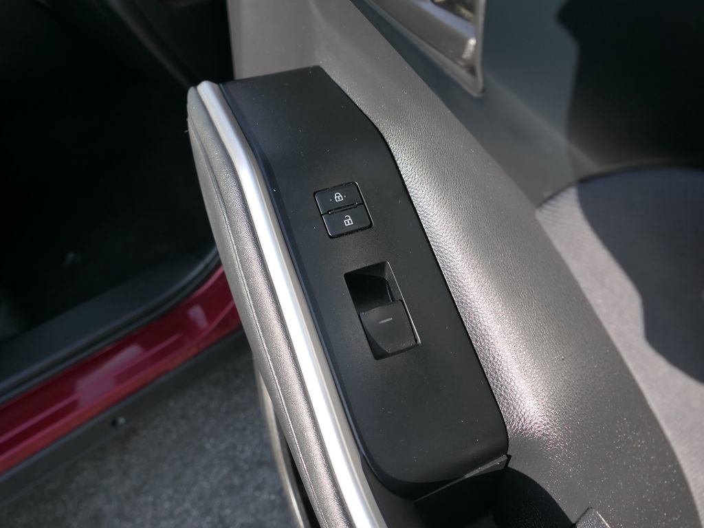 Used 2023 Toyota Highlander XSE image 25