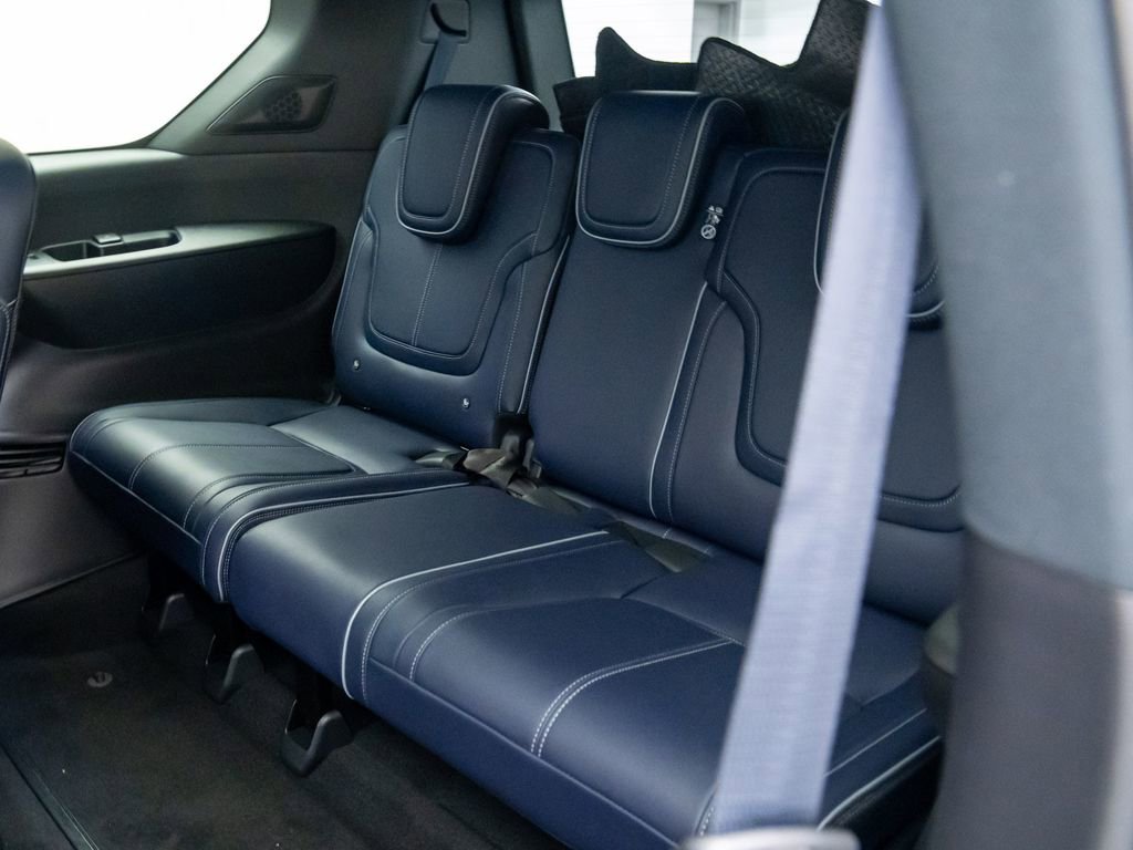 New 2026 INFINITI QX80 4WD w/ Sport Exterior Package image 17