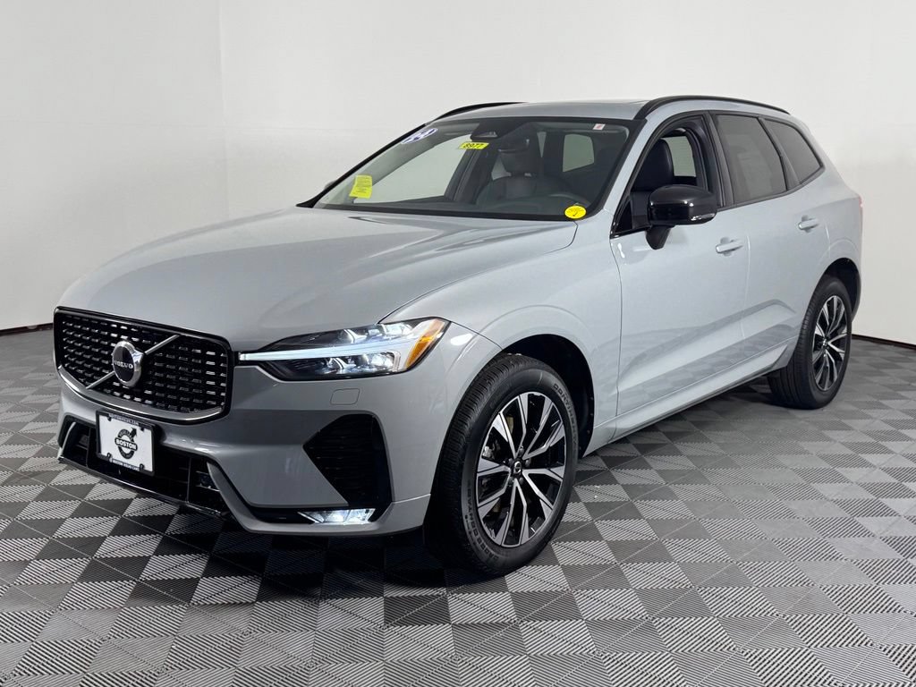 Certified 2024 Volvo XC60 B5 Core w/ Climate Package AWD/4WD image 13