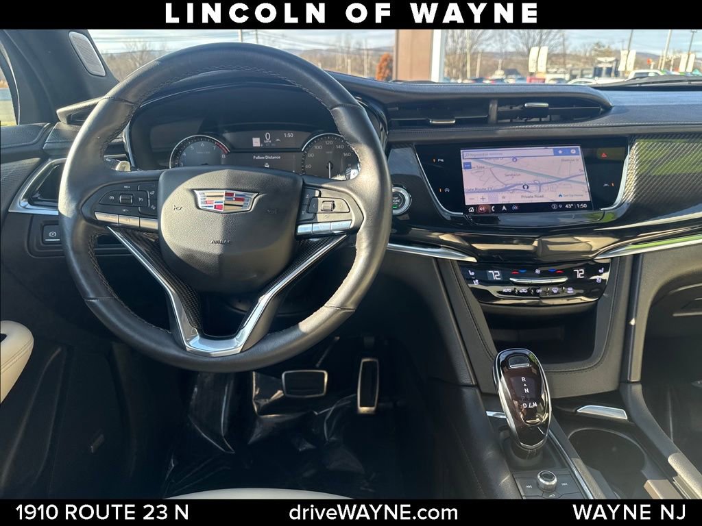 Used 2023 Cadillac XT6 Sport image 25