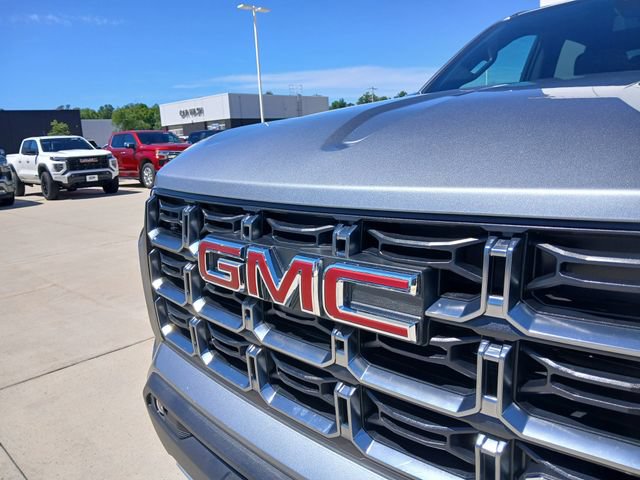 Certified 2024 GMC Canyon AT4 w/ AT4 Premium Package AWD/4WD image 35