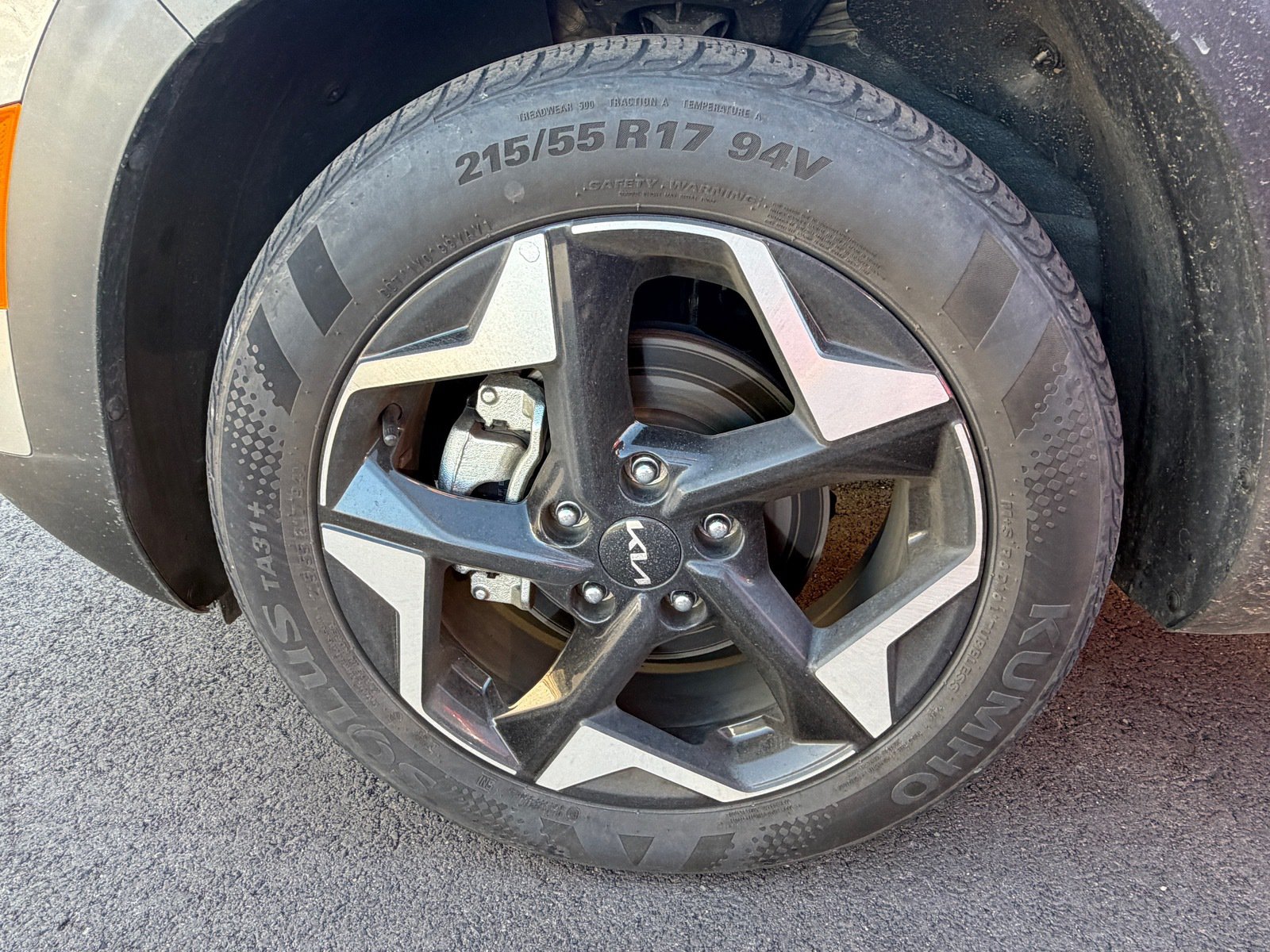 Certified 2024 Kia Seltos EX FWD image 6