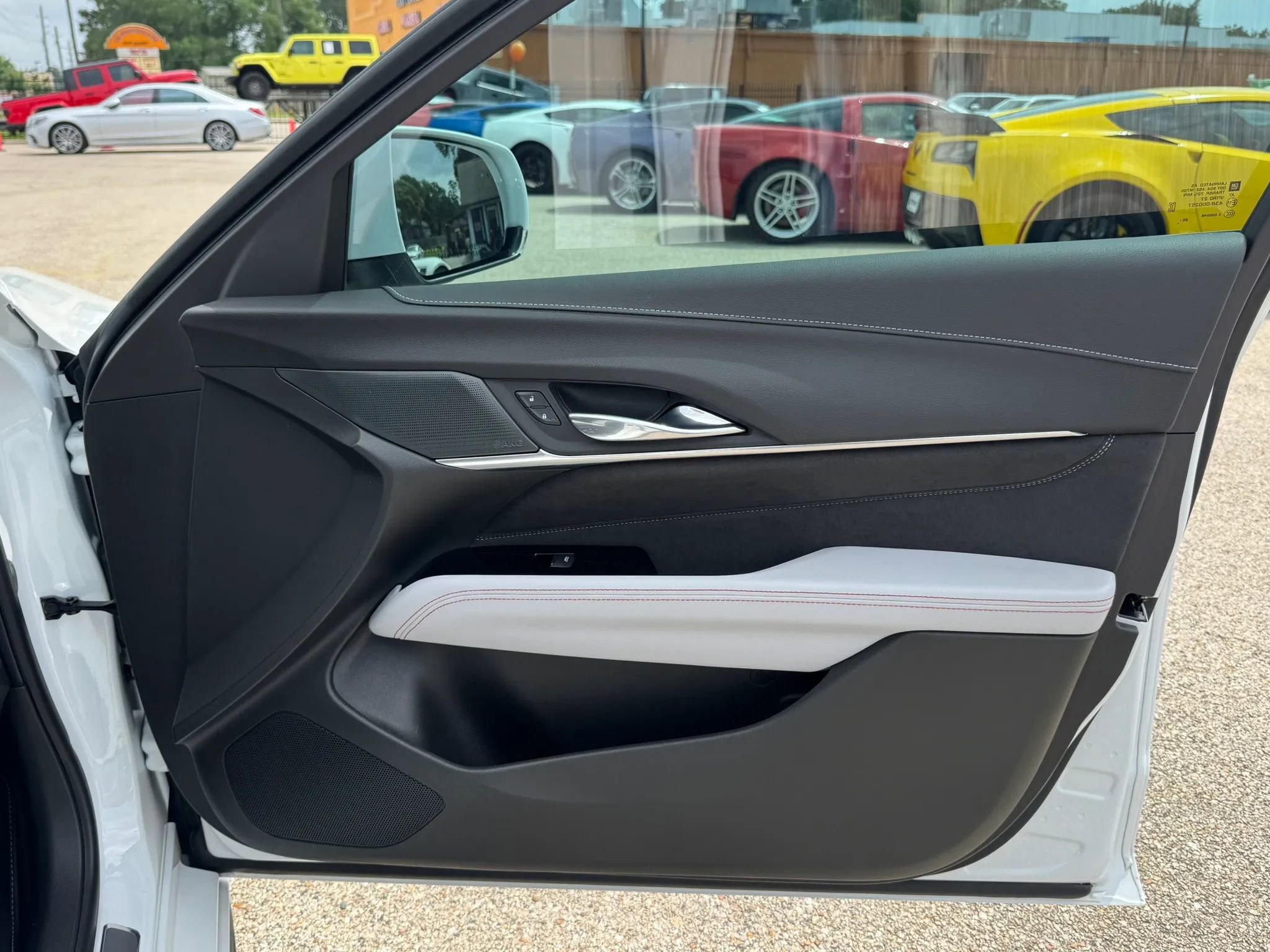 Used 2022 Cadillac CT4 V Blackwing w/ Driver Assist Package RWD image 23