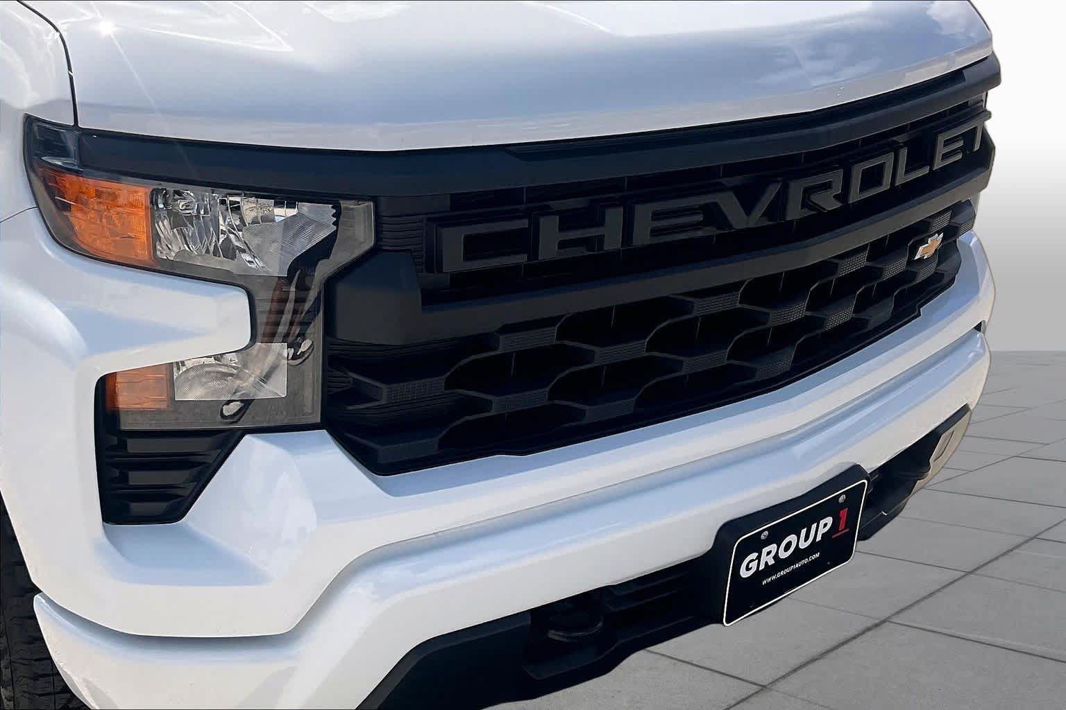 Used 2025 Chevrolet Silverado 1500 Custom w/ Turbomax Blackout Package RWD image 31