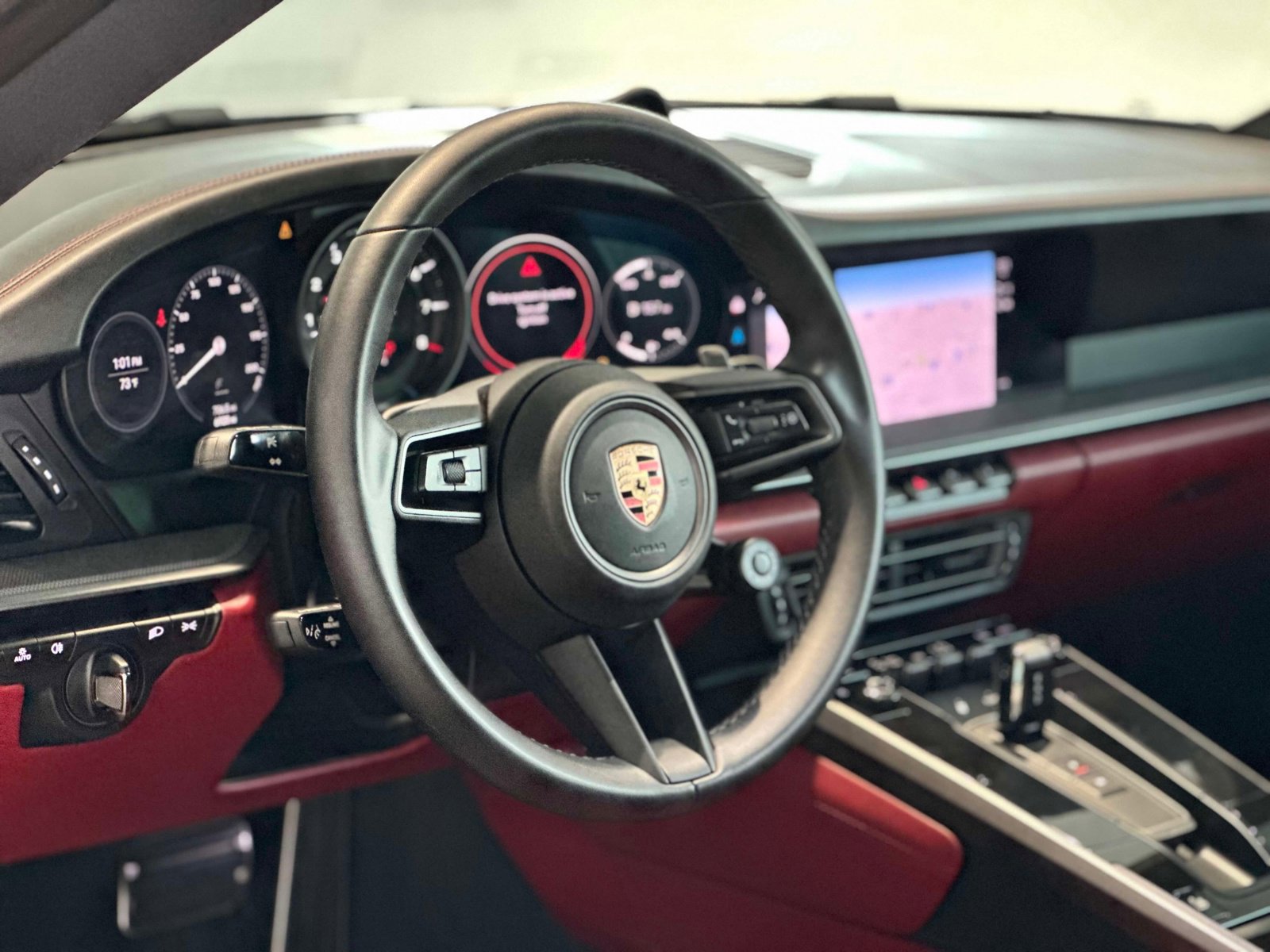 Certified 2024 Porsche 911 Carrera image 4