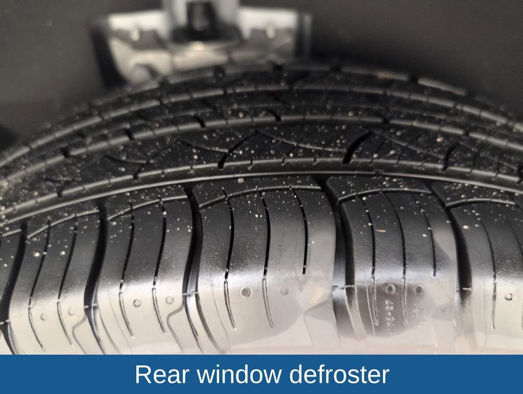 Used 2024 Ford Edge SE image 19