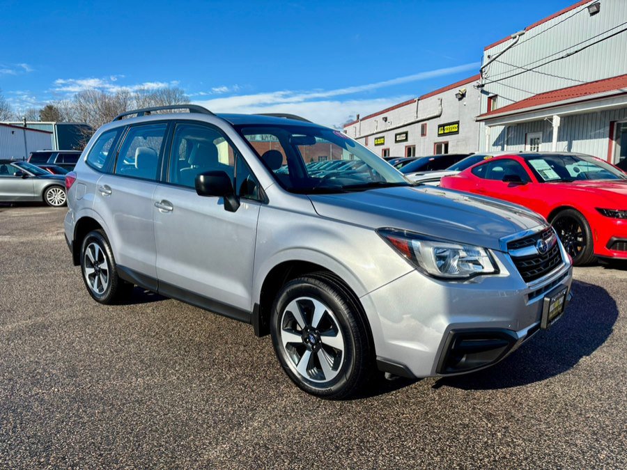 Used 2017 Subaru Forester 2.5i w/ Alloy Wheel Package image 3