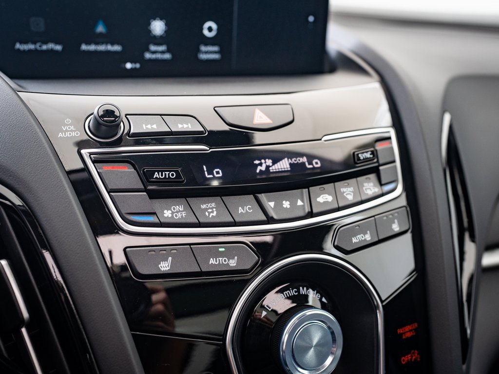 Certified 2025 Acura RDX w/ Technology Package image 32