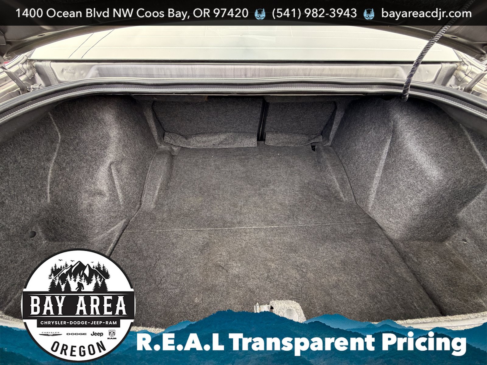 Used 2021 Dodge Challenger SXT RWD image 26