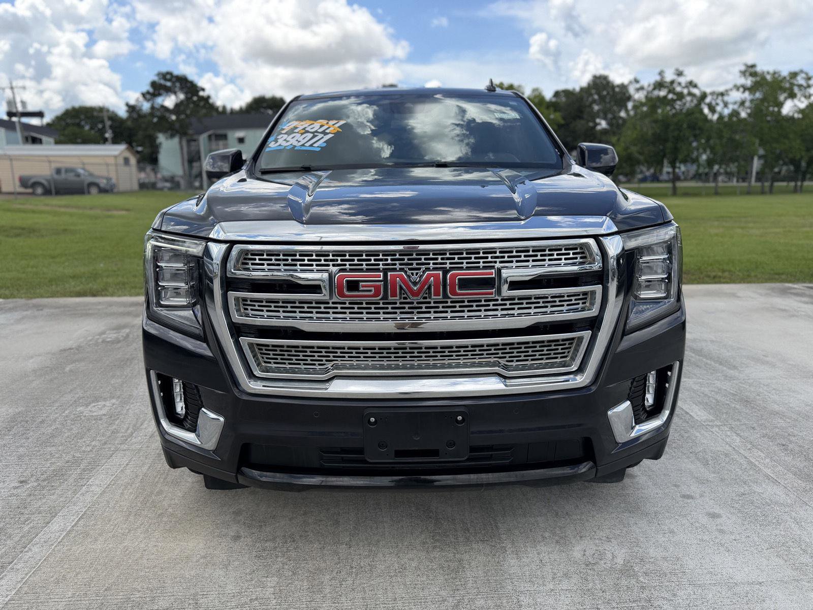 Used 2023 GMC Yukon SLE RWD image 9