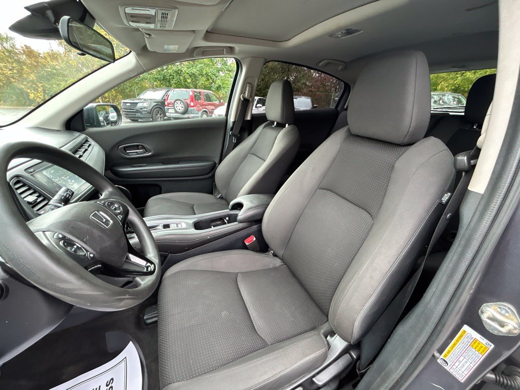 Used 2021 Honda HR-V EX image 12
