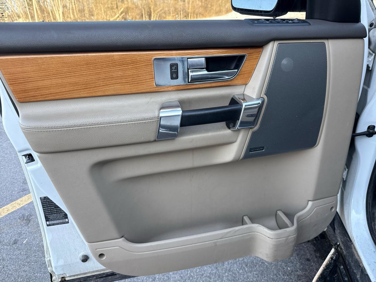 Used 2013 Land Rover LR4 HSE image 13