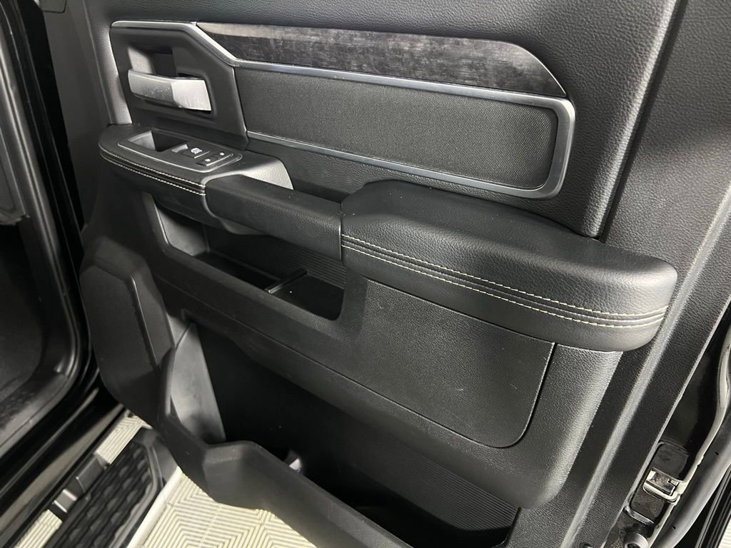 Used 2024 RAM 2500 Big Horn w/ Bed Utility Group image 31