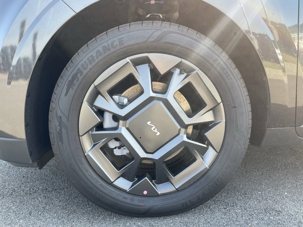 New 2026 Kia Carnival EX image 34