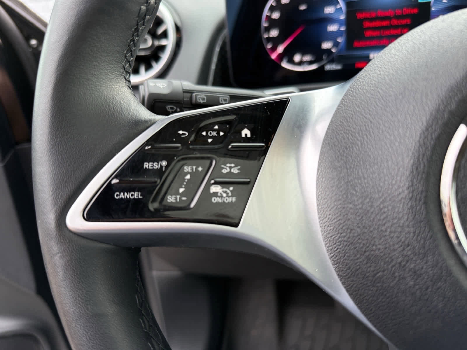 Certified 2024 Mercedes-Benz GLB 250 image 22