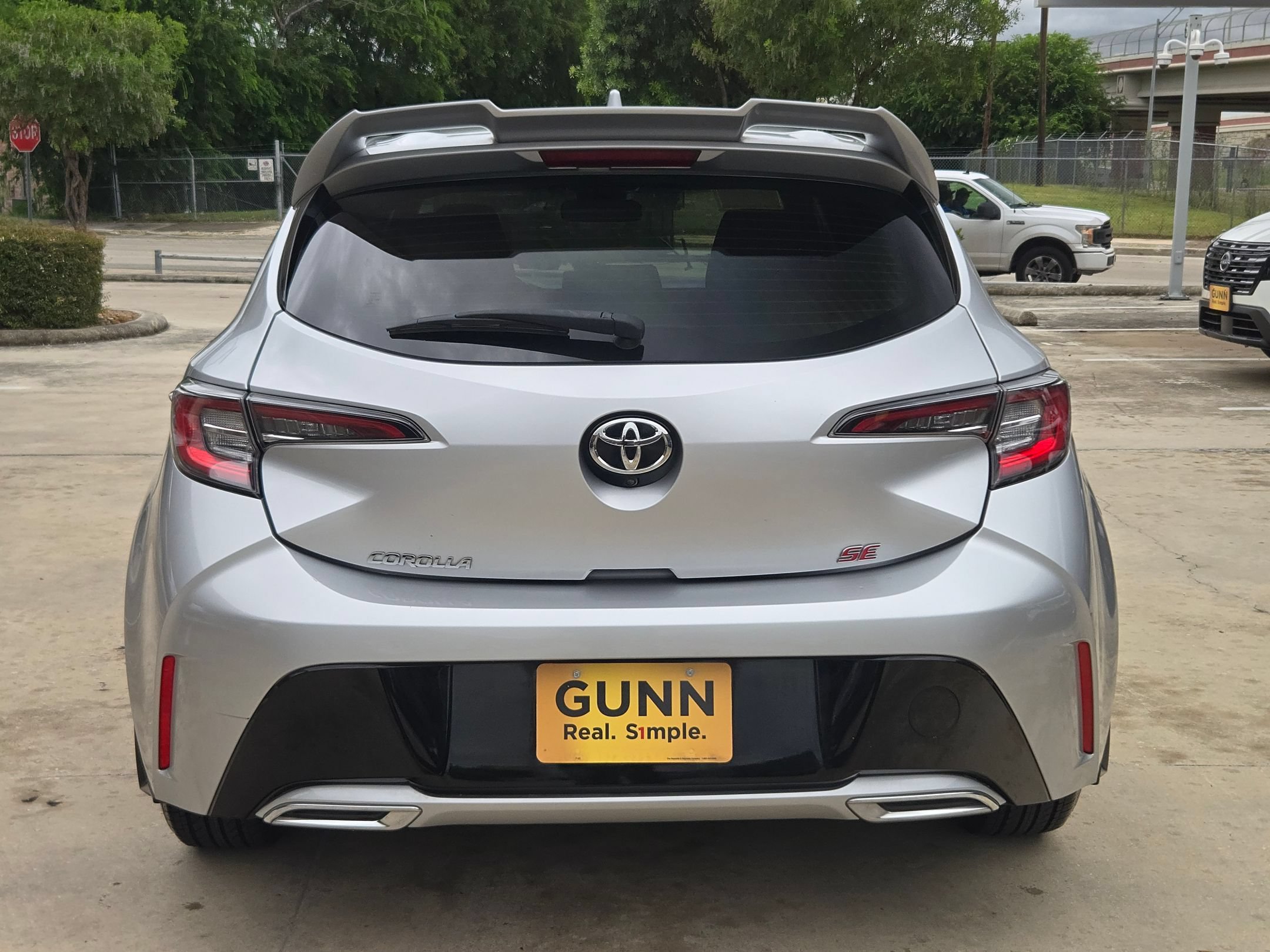 Used 2019 Toyota Corolla SE FWD image 4