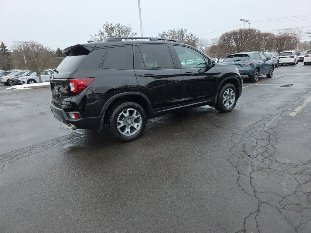 Used 2023 Honda Passport TrailSport image 7