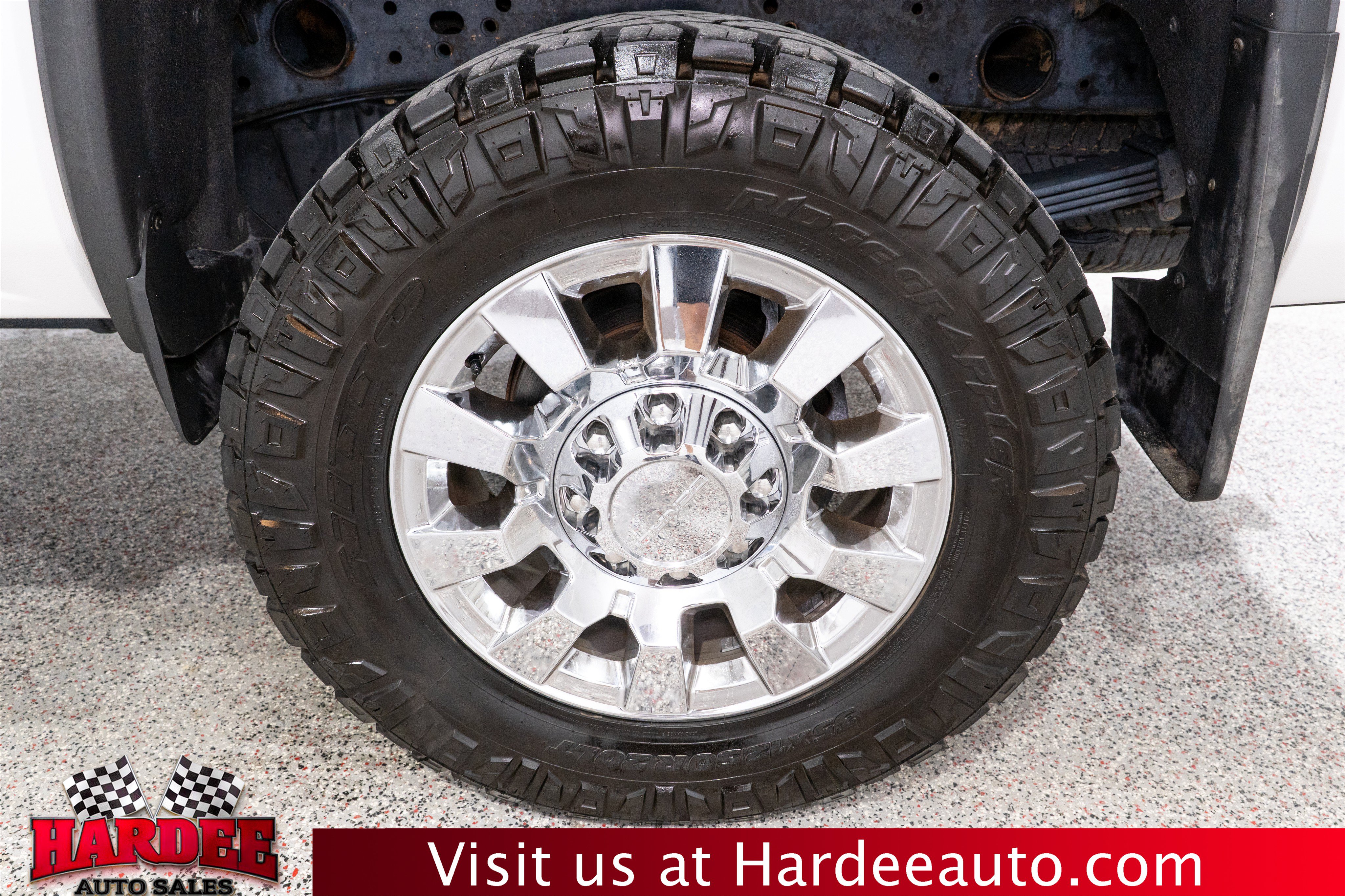 Used 2019 GMC Sierra 2500 Denali w/ Duramax Plus Package AWD/4WD image 10