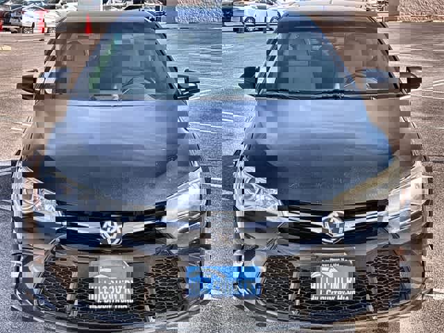 Used 2016 Toyota Camry SE image 9