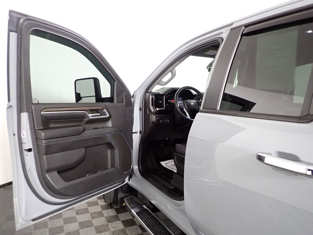 Used 2024 Chevrolet Silverado 2500 LT w/ All Star Edition image 20